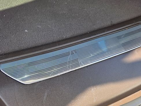 Used 2023 Cadillac Escalade ESV Sport w/ LPO, ONYX Package image 15