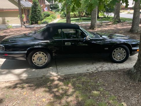 Used 1996 Jaguar XJS 4.0 Convertible RWD image 4