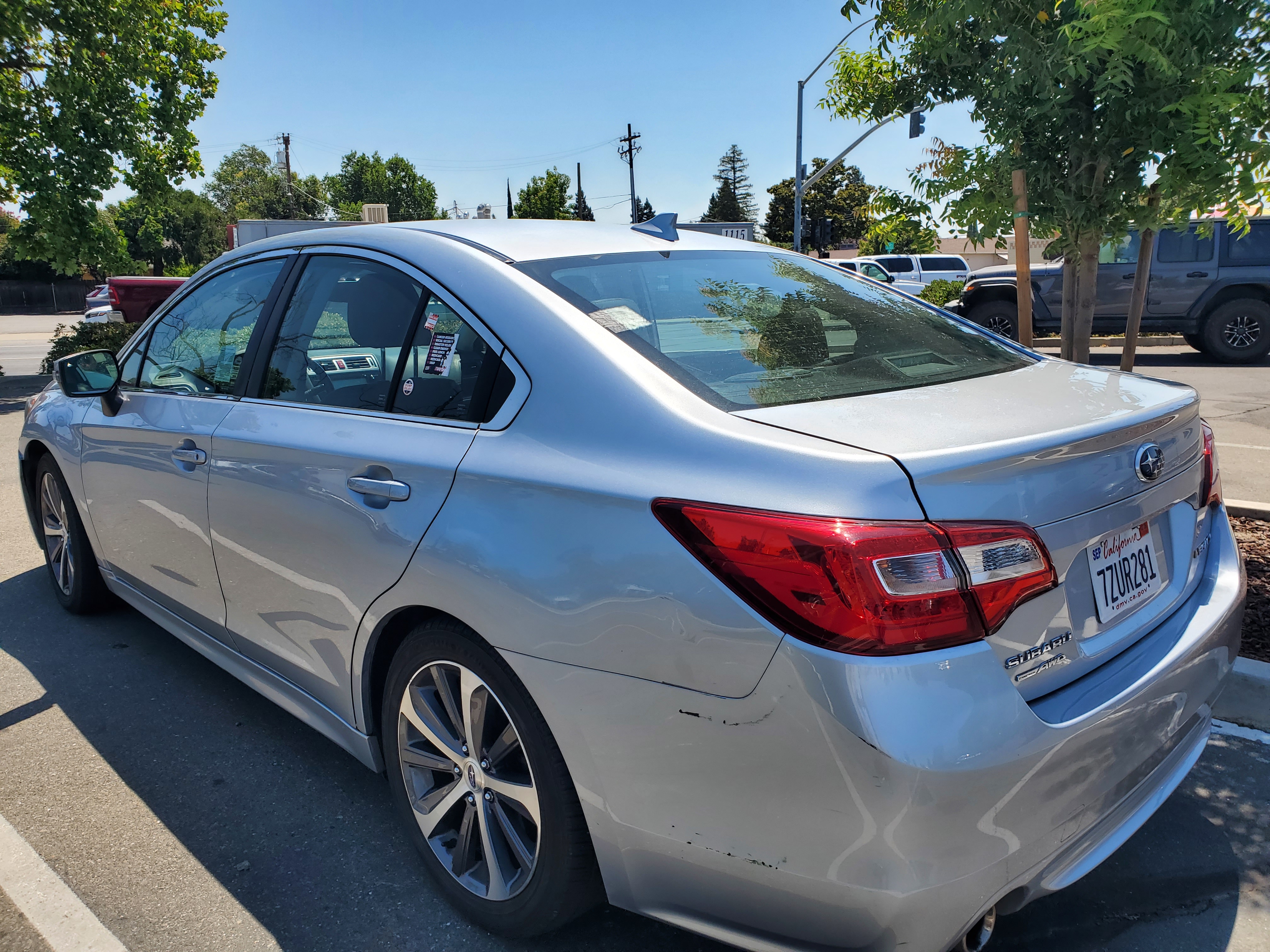 Used 2016 Subaru Legacy 2.5i Limited AWD/4WD image 6