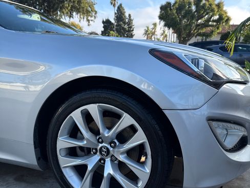 Used 2014 Hyundai Genesis 3.8 image 14