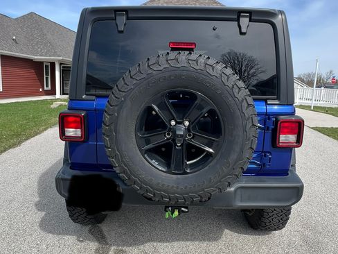 Used 2020 Jeep Wrangler Unlimited Sport AWD/4WD image 9