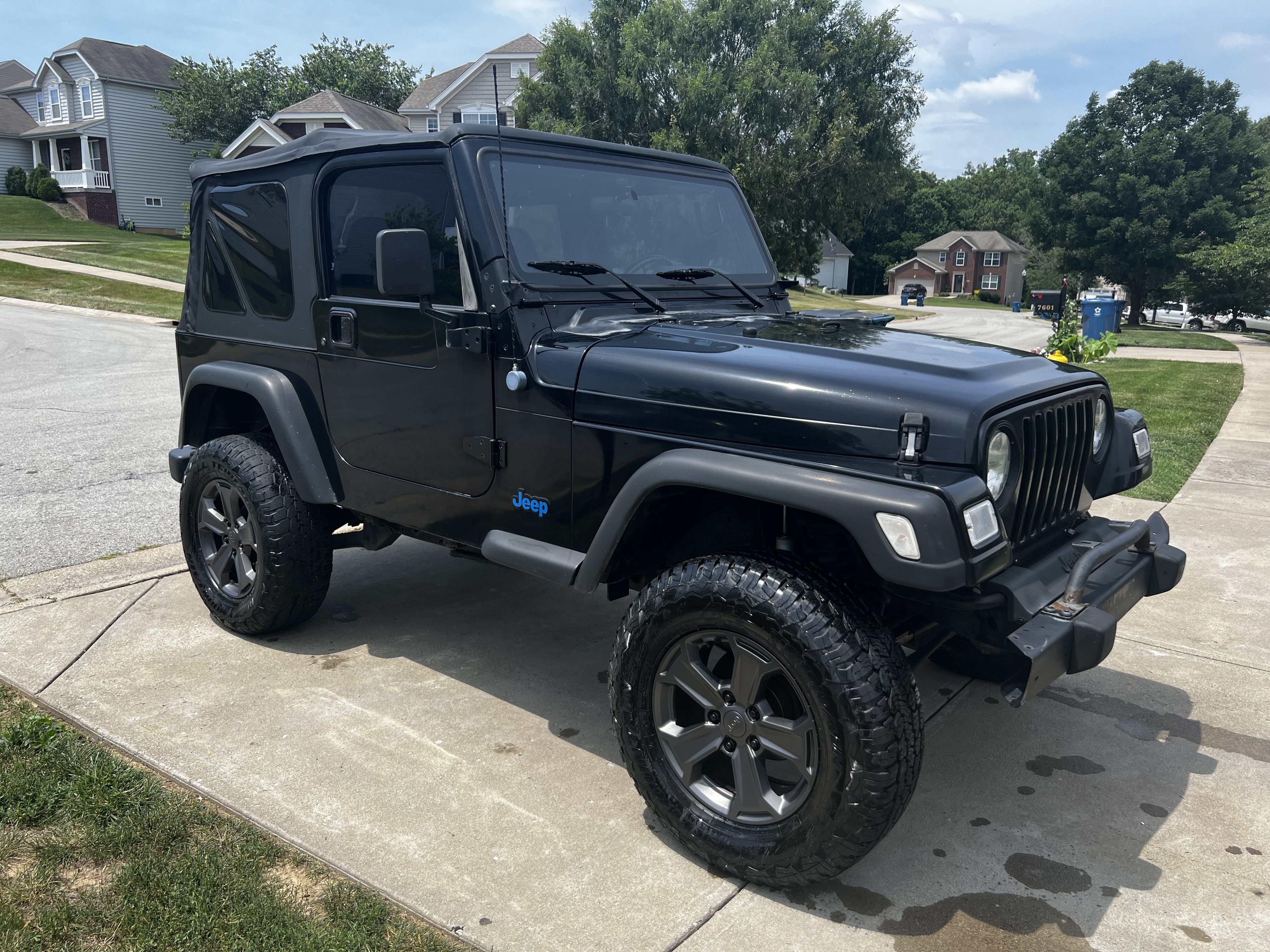 Used 2000 Jeep Wrangler Sport AWD/4WD image 1