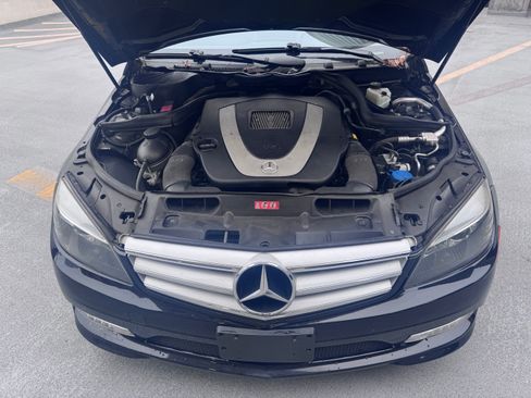 Used 2011 Mercedes-Benz C 300 Sedan image 8