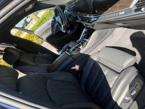 Used 2025 BMW X6 xDrive40i image 8