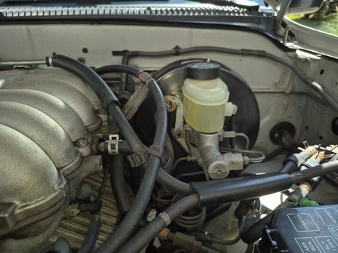 Used 2004 Toyota Tacoma PreRunner image 32