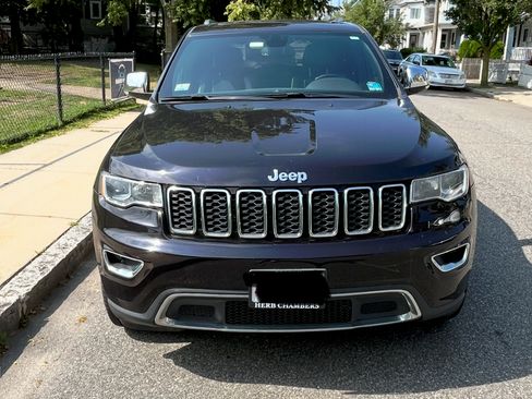 Used 2020 Jeep Grand Cherokee Limited AWD/4WD image 4