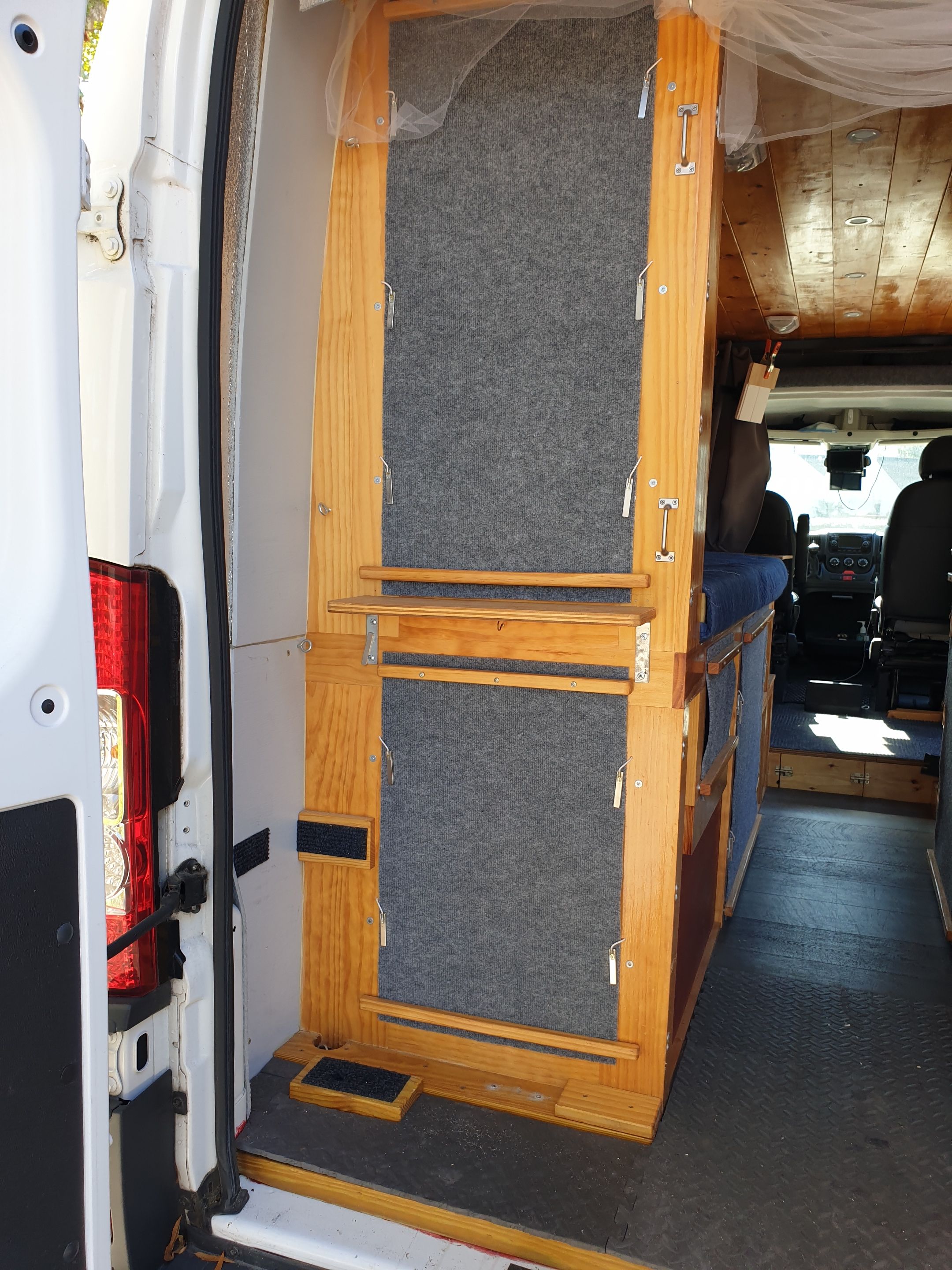 Used 2017 RAM ProMaster 2500 w/ Mopar Trailer Tow Group FWD image 9