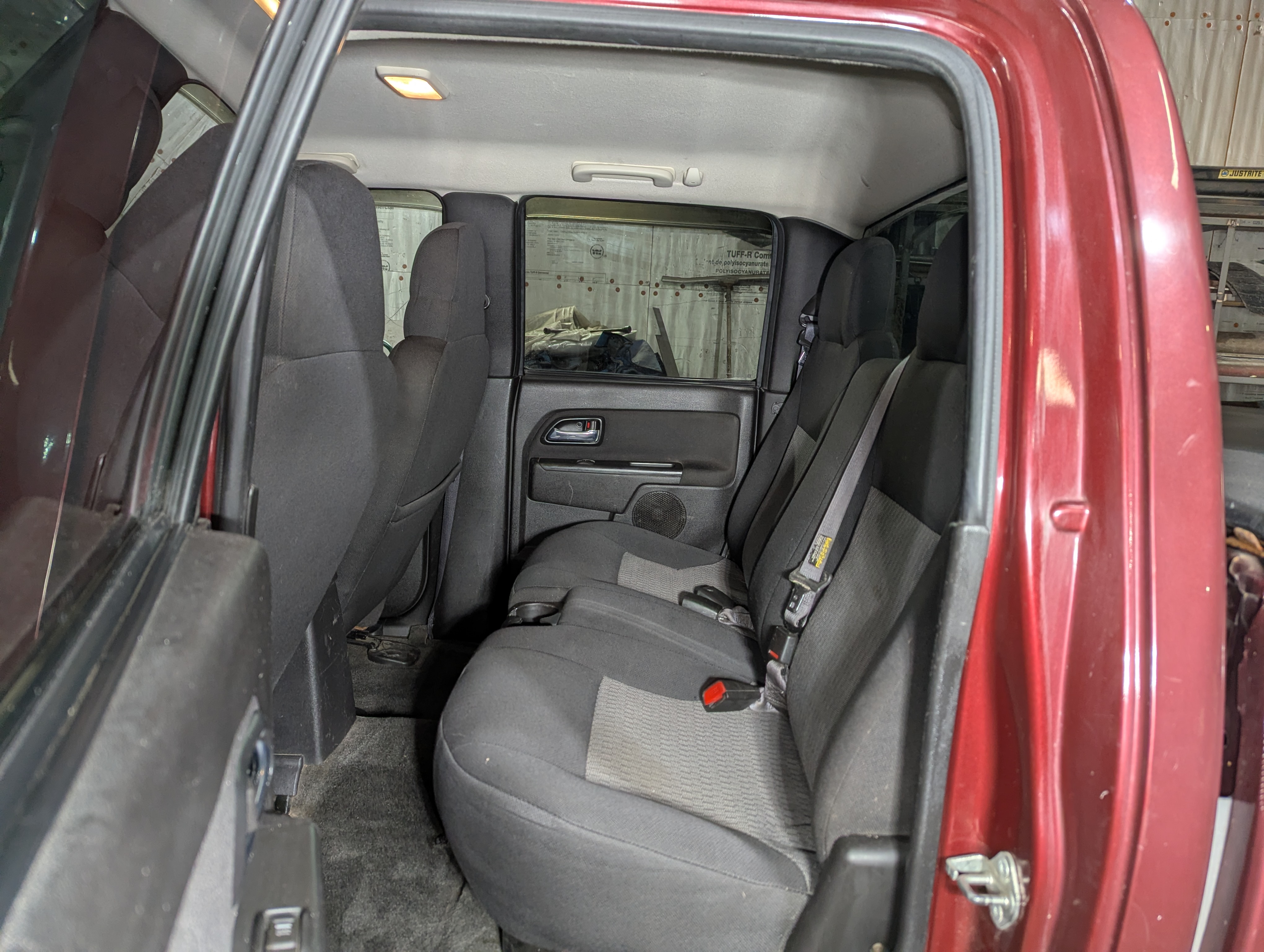 Used 2007 Chevrolet Colorado LT w/ LT Preferred Equipment Group AWD/4WD image 9