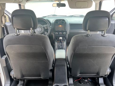 Used 2014 Jeep Patriot Sport image 16