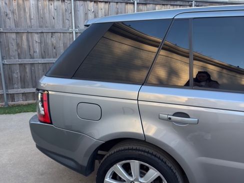 Used 2013 Land Rover Range Rover Sport HSE LUX w/ Luxury Interior Pkg image 2