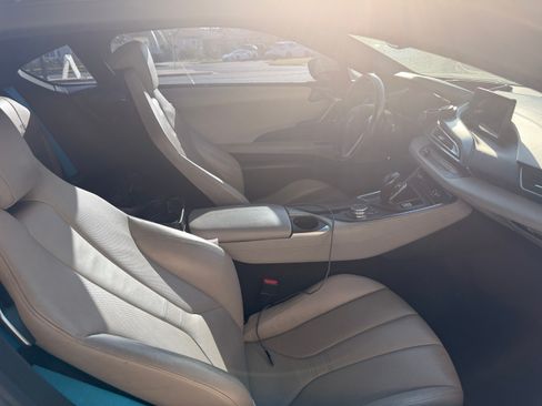 Used 2014 BMW i8 image 10