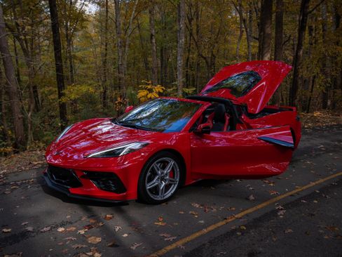 Used 2023 Chevrolet Corvette Stingray Premium Cpe w/ Z51 Performance Package image 6