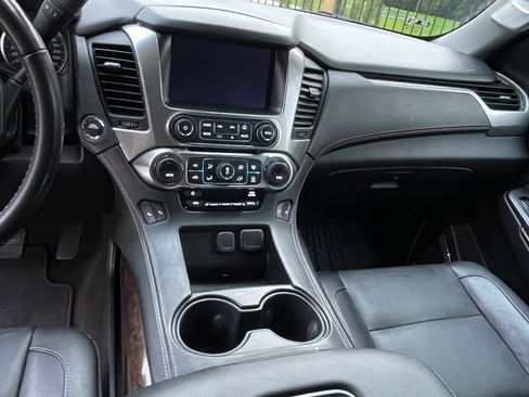 Used 2017 Chevrolet Tahoe LT w/ Luxury Package image 18