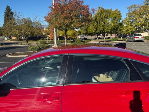 Used 2022 Honda Accord Sport image 2