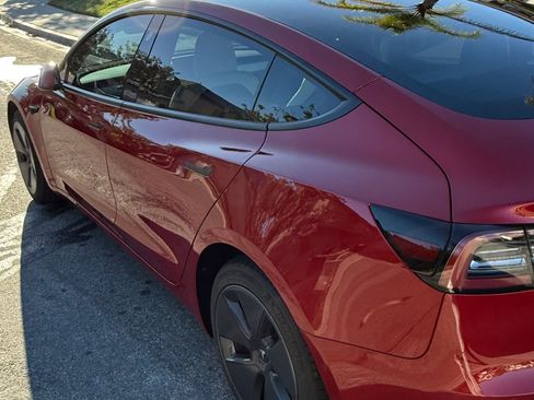 Used 2022 Tesla Model 3 image 11