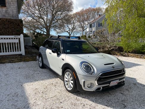 Used 2019 MINI Cooper Clubman S FWD image 12