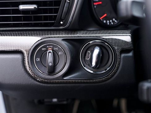 Used 2014 Porsche 911 Turbo S image 12