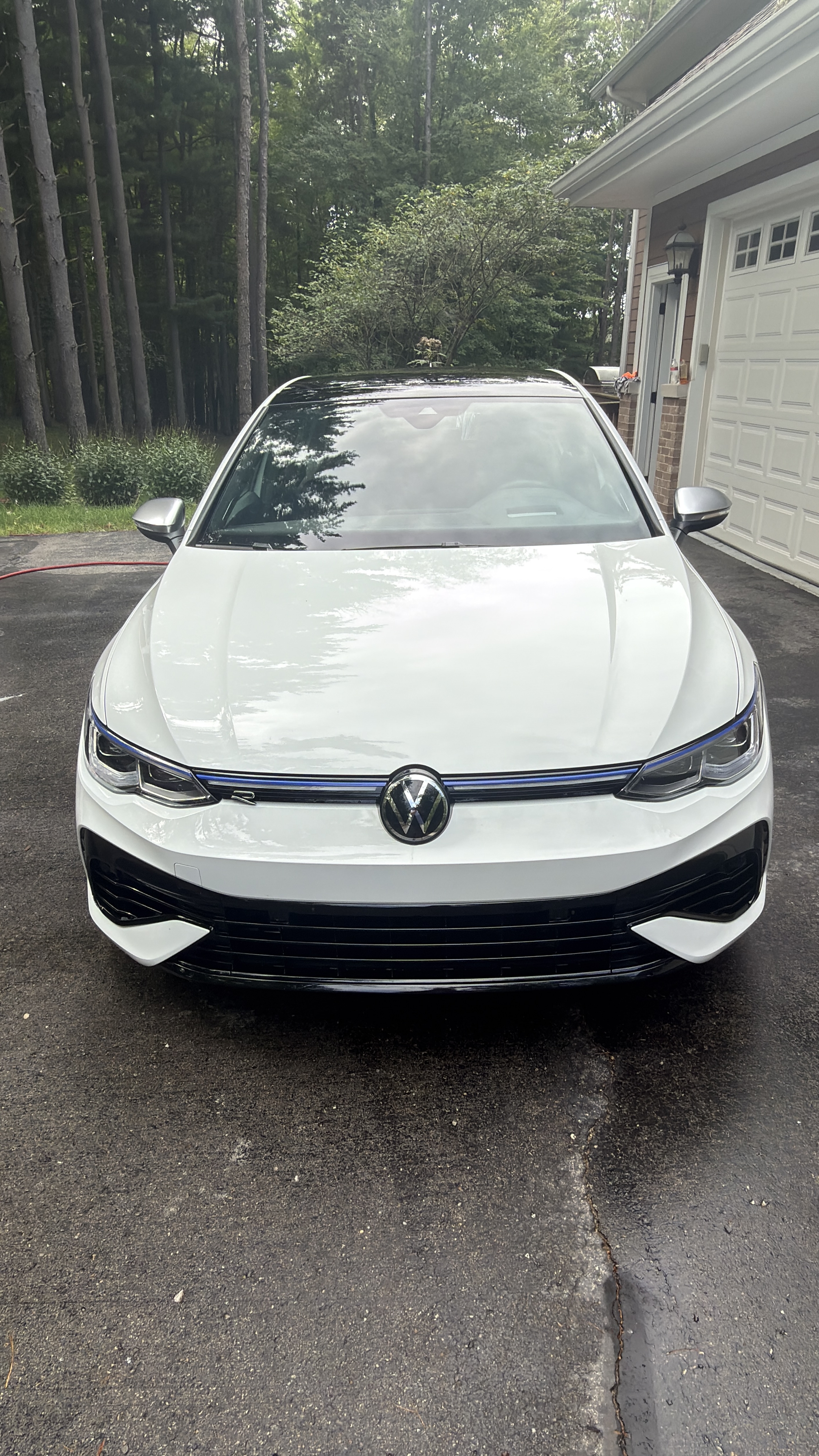 Used 2024 Volkswagen Golf R AWD/4WD image 1