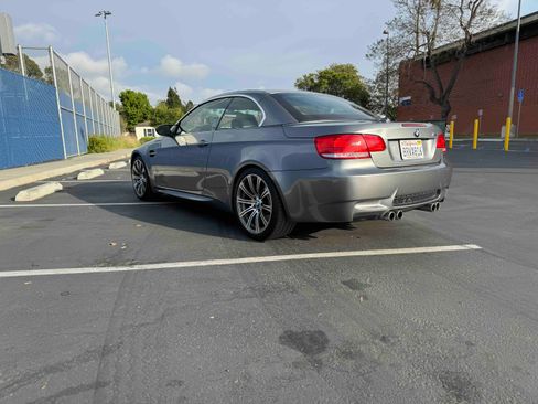 Used 2009 BMW M3 Convertible image 8