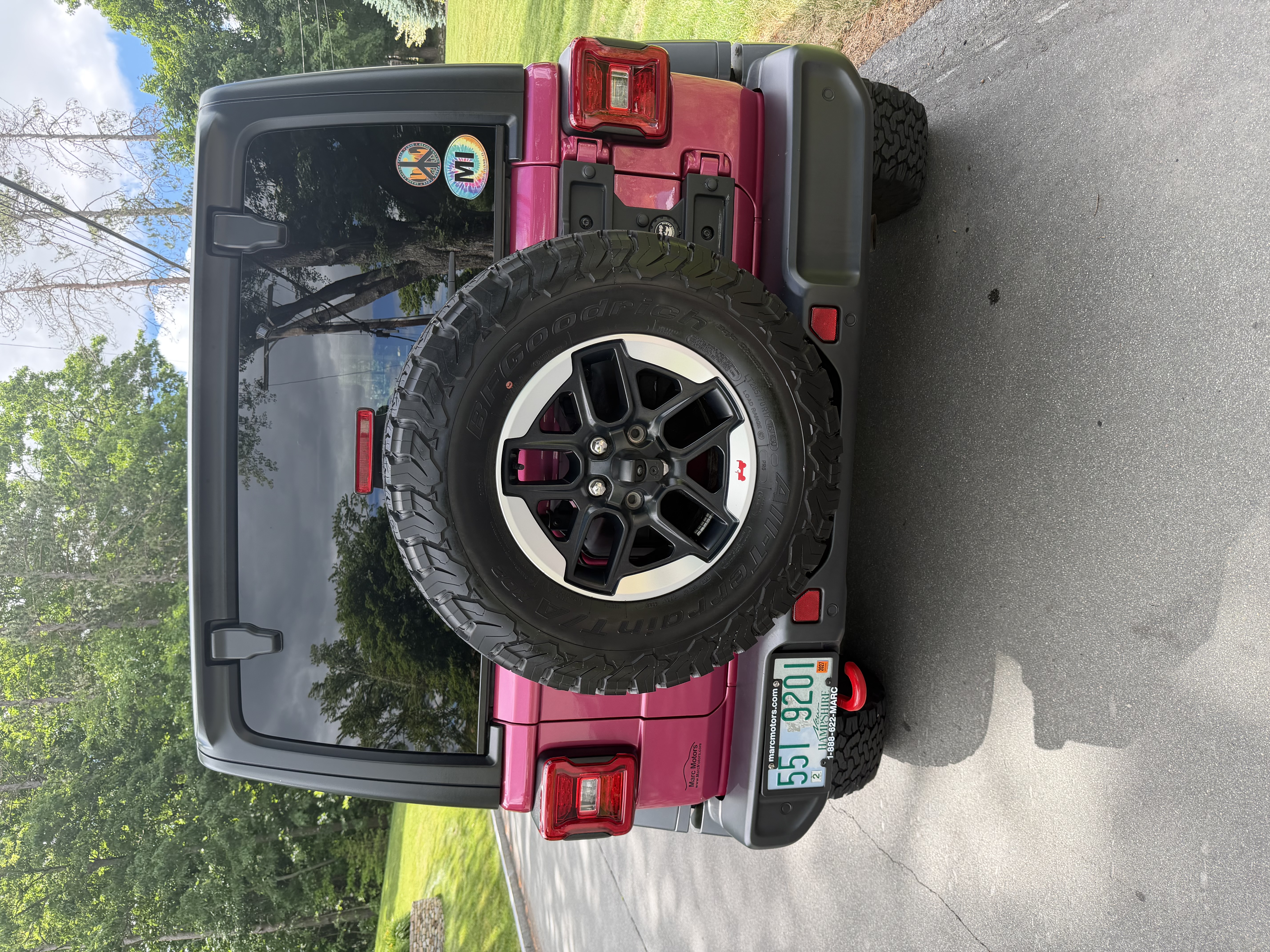 Used 2022 Jeep Wrangler Unlimited Rubicon w/ LED Lighting Group AWD/4WD image 10