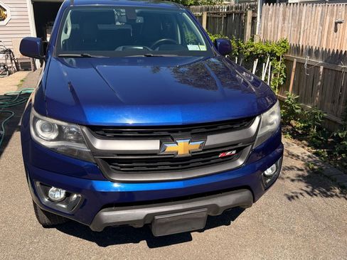 Used 2015 Chevrolet Colorado Z71 AWD/4WD image 30