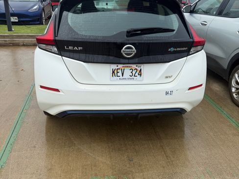 Used 2019 Nissan Leaf SV w/ SV Technology Package image 4