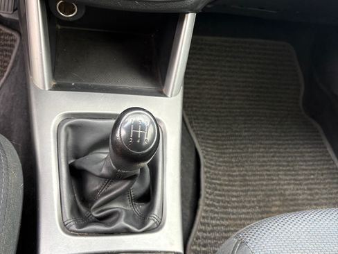 Used 2013 Subaru Forester 2.5X Premium image 16