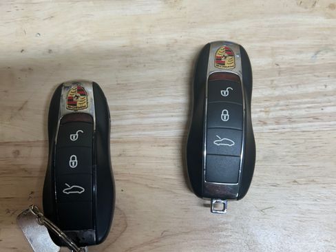 Used 2014 Porsche 911 Carrera image 9