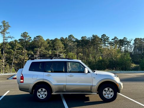 Used 2003 Mitsubishi Montero Limited image 8