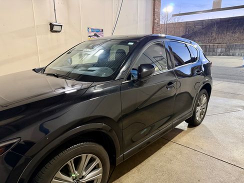 Used 2023 MAZDA CX-5 Signature AWD/4WD image 9
