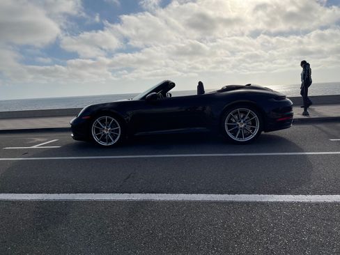 Used 2021 Porsche 911 Carrera image 6