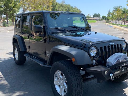 Used 2015 Jeep Wrangler Unlimited Sport w/ Quick Order Package 24S image 2