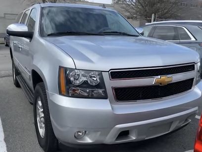 Used 2012 Chevrolet Suburban 2500 LT w/ Luxury Package