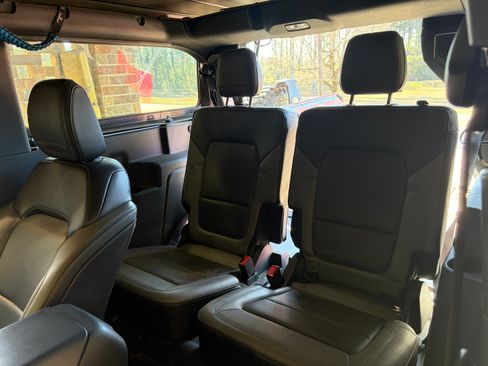 Used 2023 Ford Bronco Black Diamond image 11