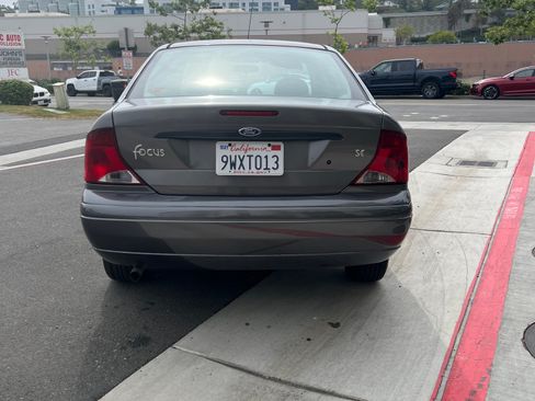 Used 2004 Ford Focus SE image 10