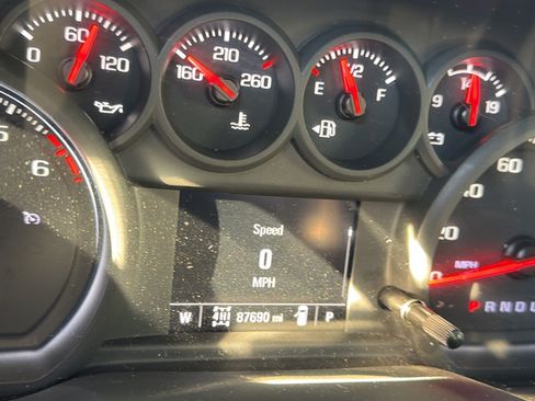 Used 2022 Chevrolet Silverado 1500 Custom w/ LPO, Dark Essentials Package image 12