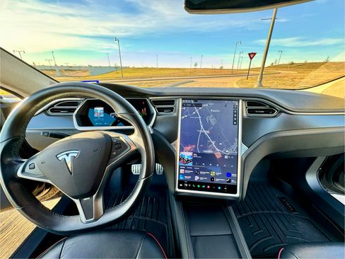 Used 2013 Tesla Model S Performance RWD image 12