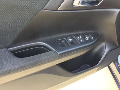 Used 2013 Honda Accord LX image 8