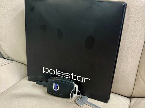 Used 2011 Volvo C70 T5 image 11