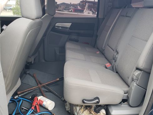 Used 2007 Dodge Ram 3500 Truck SLT image 14