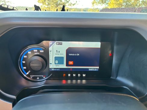 Used 2022 Ford Bronco Black Diamond w/ Sasquatch Package image 5