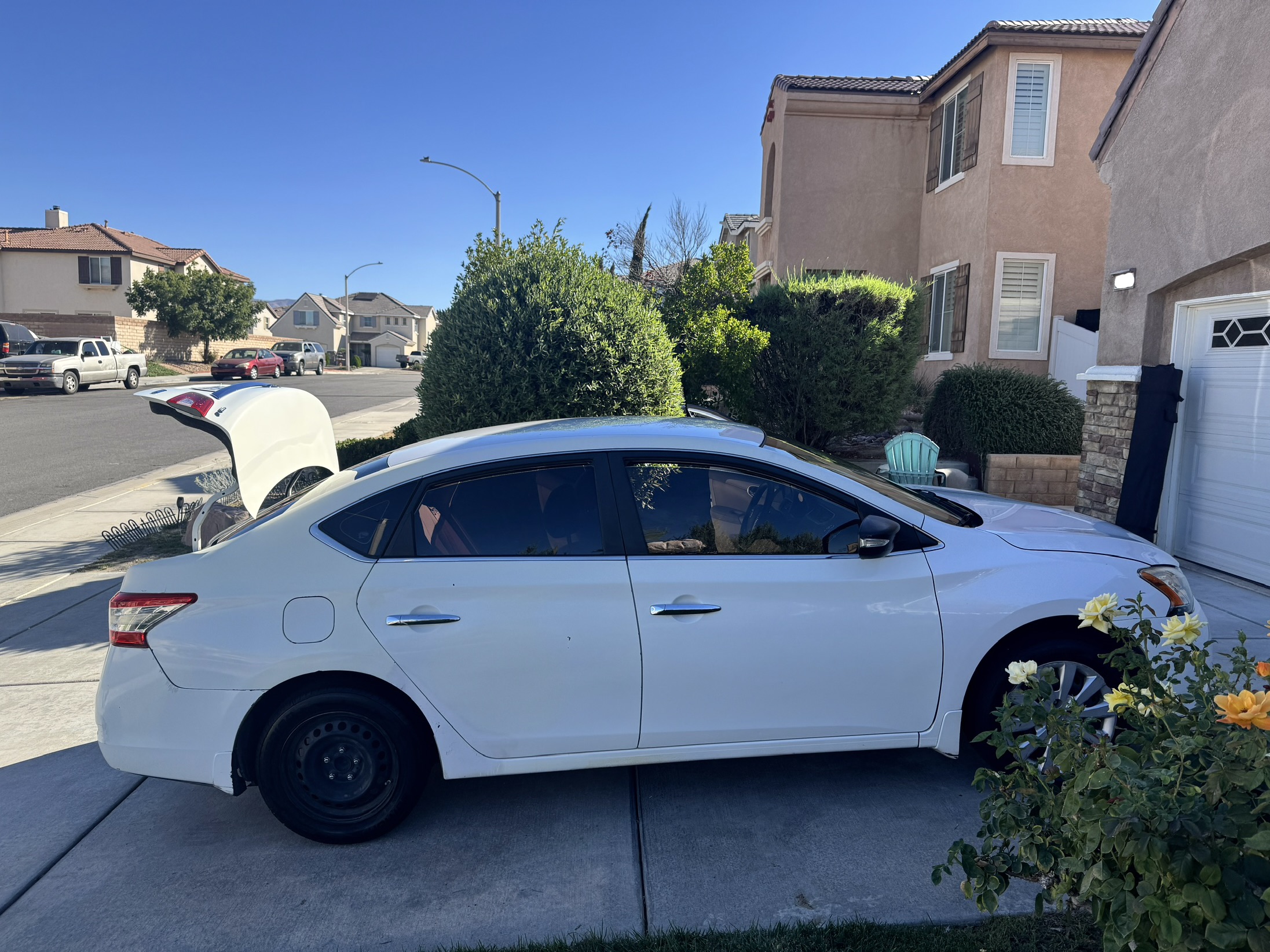 Used 2014 Nissan Sentra SV FWD image 4
