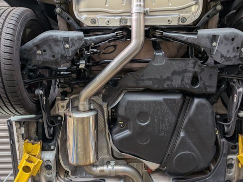 Used 2024 Volkswagen GTI SE w/ SE Leather Seats Package image 11