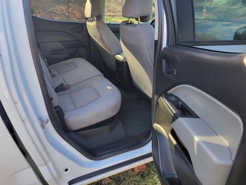 Used 2021 Chevrolet Colorado W/T w/ Custom Special Edition image 11