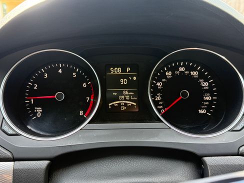 Used 2015 Volkswagen Jetta SE FWD image 13