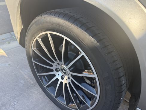 Used 2021 Mercedes-Benz GLE 350 image 9