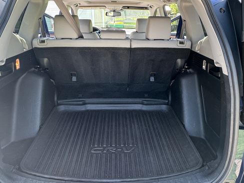 Used 2018 Honda CR-V Touring image 12