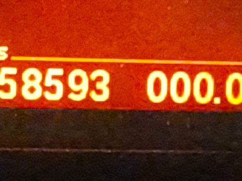 Used 2011 BMW X5 xDrive50i image 25