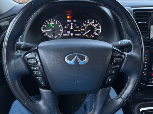 Used 2021 INFINITI QX80 Luxe image 14