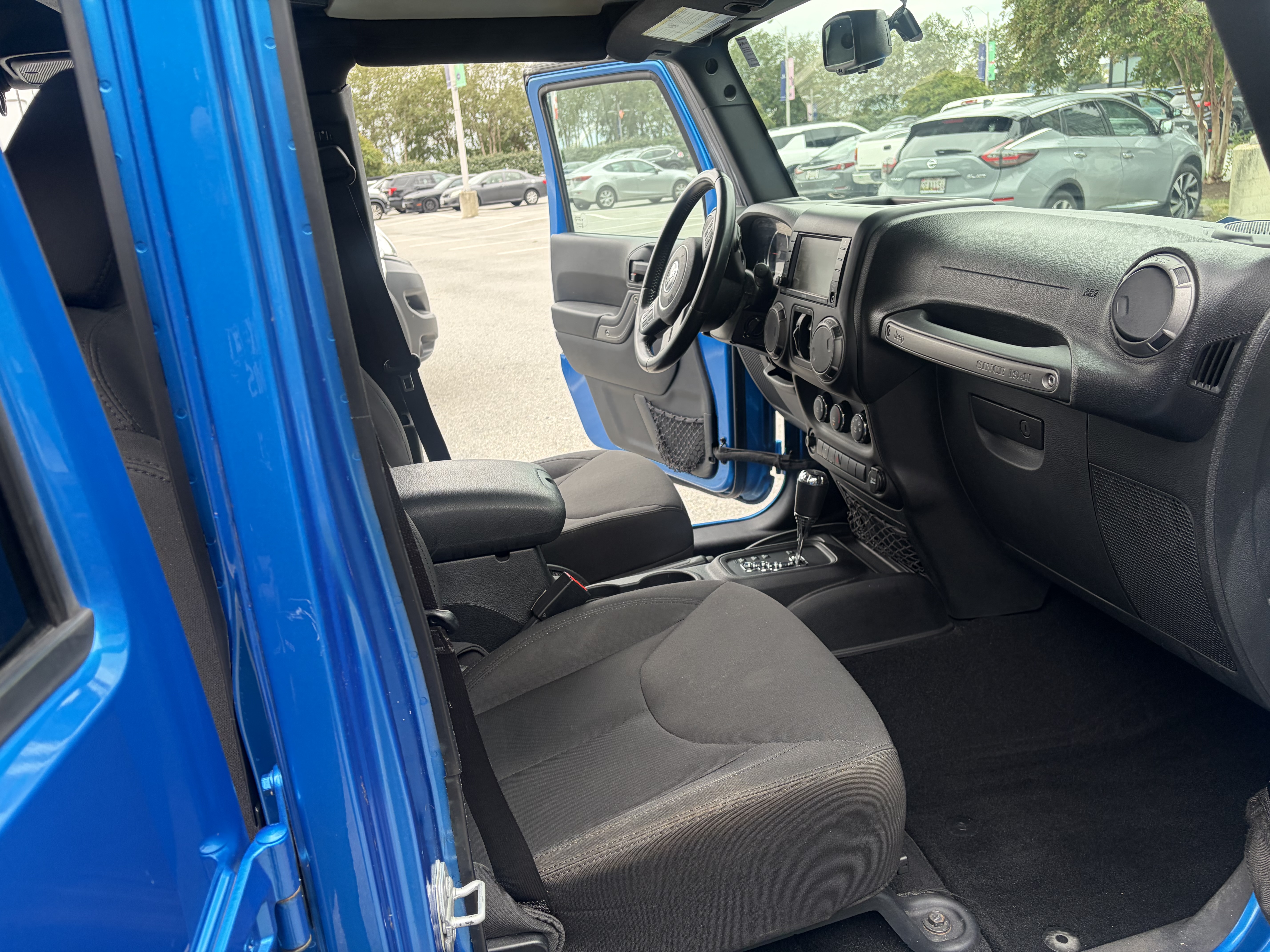 Used 2016 Jeep Wrangler Unlimited Sport w/ Quick Order Package 24S AWD/4WD image 17